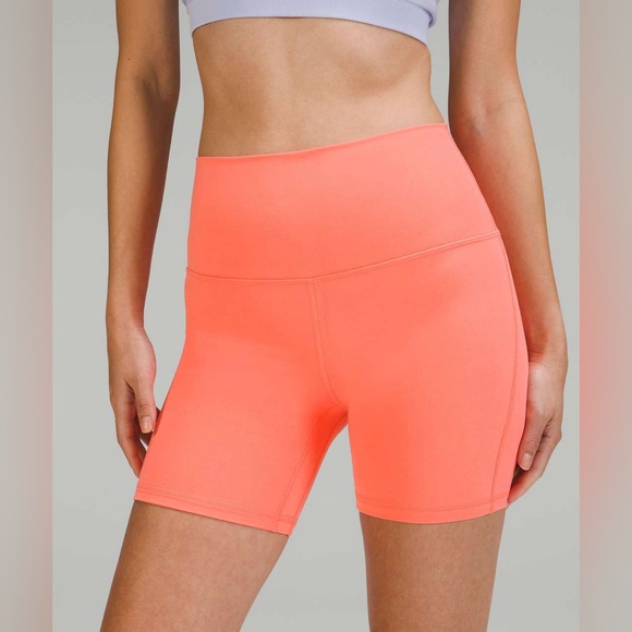 Lululemon Raspberry Cream Align 6” Shorts - Picture 2 of 7